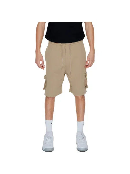 Bermude Pharmacy kaki