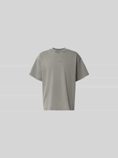 T-shirt o kroju relaxed fit z wyhaftowanym logo Won Hundred
