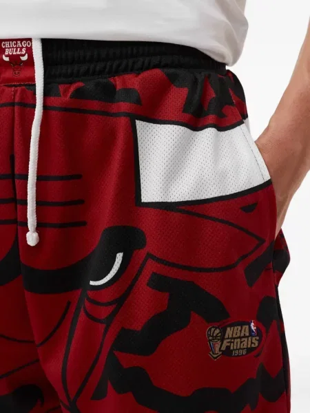 Шорти Mitchell & Ness червено