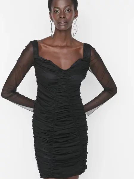 Rochie de seară Trendyol din tul drapată negru