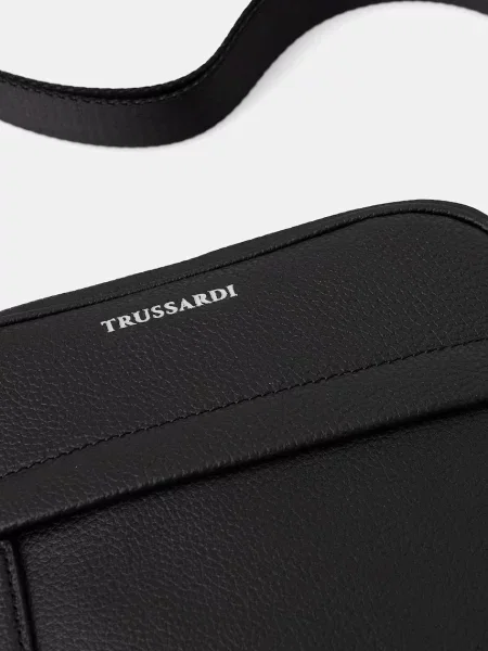 Кожаная сумка Trussardi