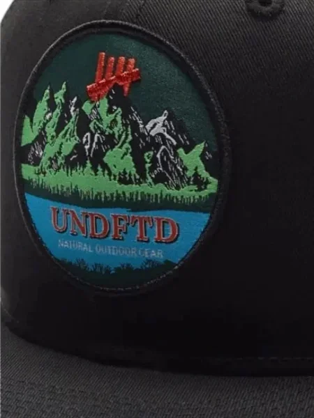 Baseball sapka Undefeated fekete