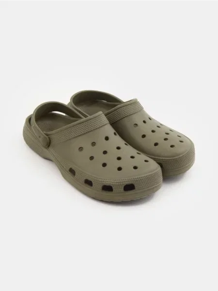 Sinsay Klapki piankowe z na piętę brązowy