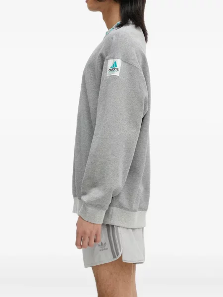 Pruhované slip on tenisky Adidas Campus s výšivkou bílé