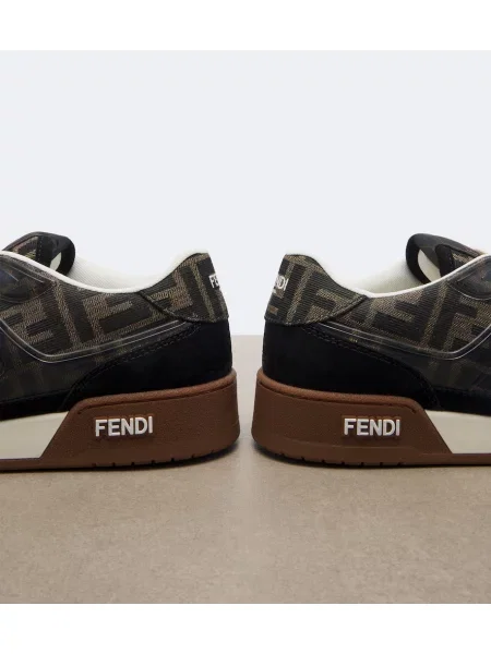 Sneakerși Fendi din piele de căprioară negru