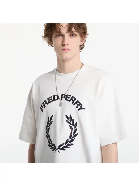 Kockované tričko Fred Perry s aplikáciou biela