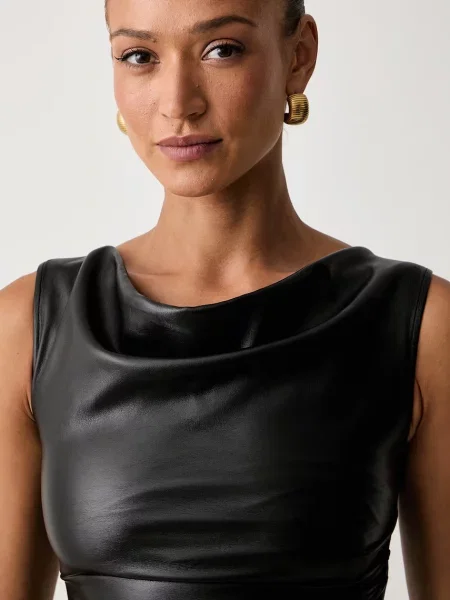 Кожаная блузка Patrizia Pepe