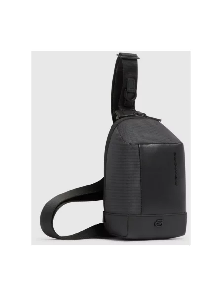 Torba crossbody Piquadro skórzana czarna
