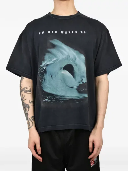 Tricou Jun/nakayama cu imagine negru