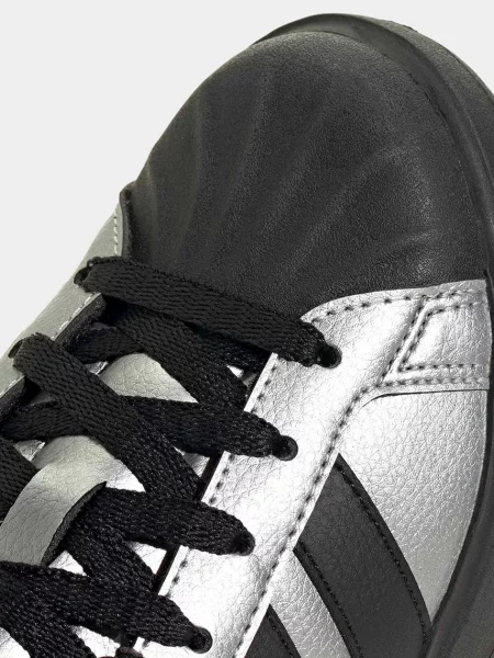 Детские кроссовки Adidas