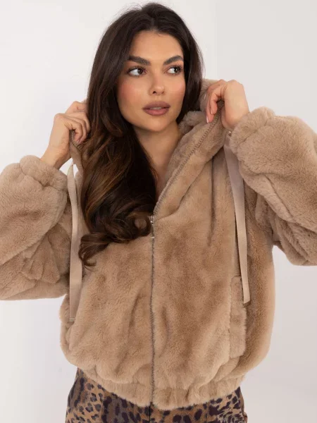 Geacă Fashionhunters bej