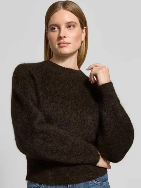 Sweter o kroju regular fit z krojem krótkim model SLWMIRA' Selected