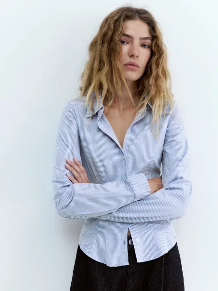 Pull&Bear Bluza kraljevo modra bela