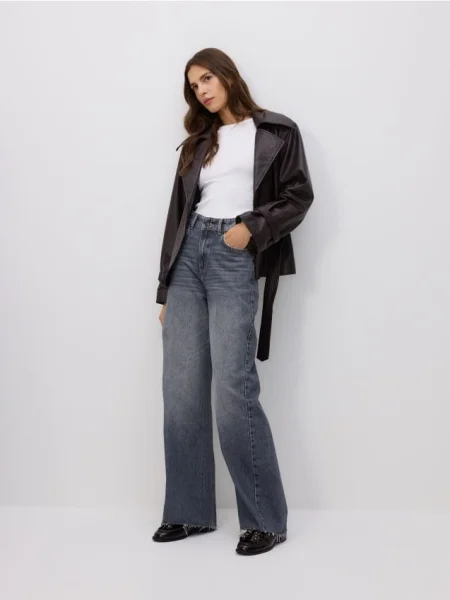 Reserved Jeansy wide leg z przeszyciami szary