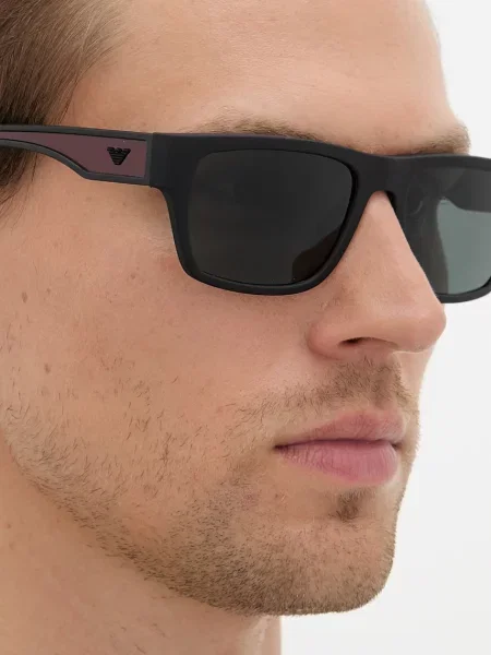 Emporio Armani Napszemüveg fekete