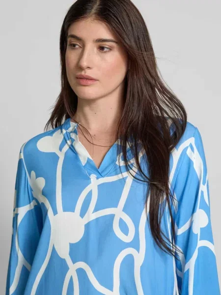 Bluzka o kroju regular fit z kołnierzem z lamówką model Zabaione