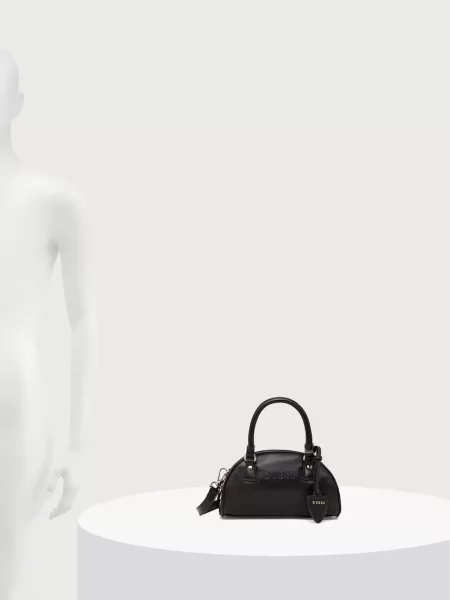 Кожаная сумка через плечо Guess