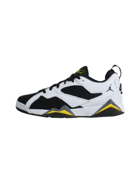 Sneakerși Jordan alb