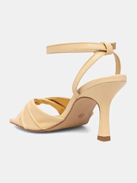 Кожаные босоножки Answear.lab на шпильке