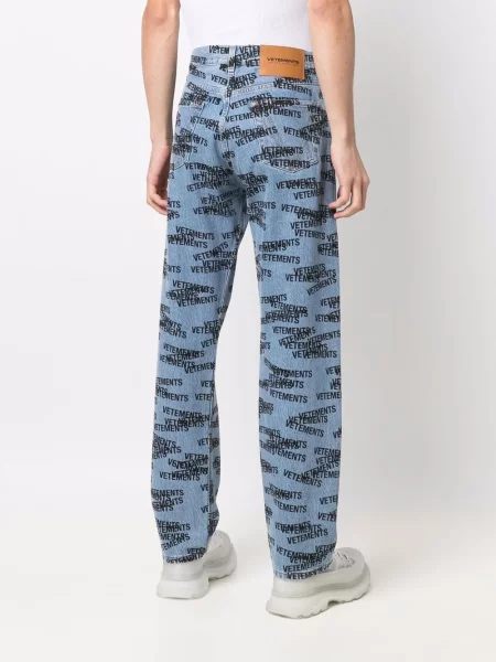 Τζιν με ίσιο πόδι Vetements με σχέδιο μπλε