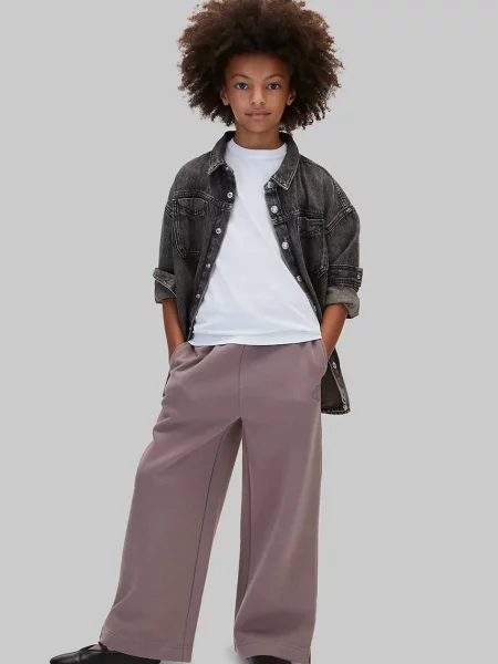 Calvin Klein Jeans спортен панталон за деца от кафяво