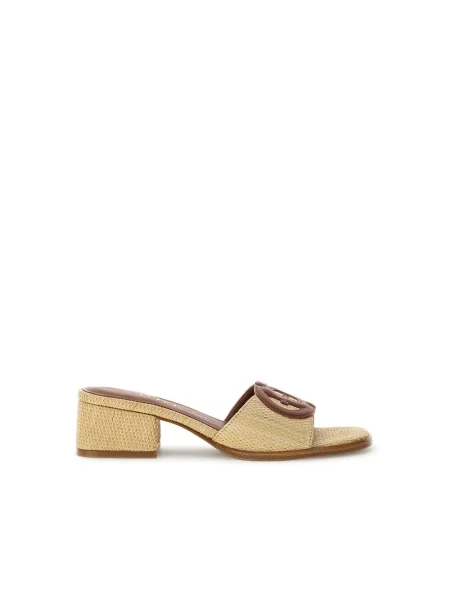 Klapki Guess beżowe
