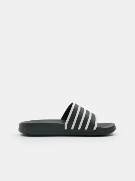 Sinsay Klapki w khaki