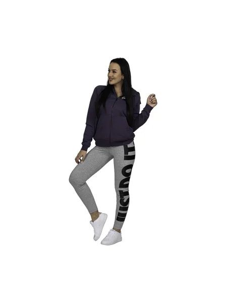 Dresuri Nike