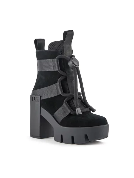United Nude botki Grip Nomad Mid II na słupku czarny