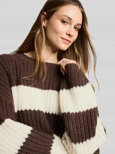 Sweter o kroju relaxed fit z mieszanki wełny Tom Tailor Denim beżowy
