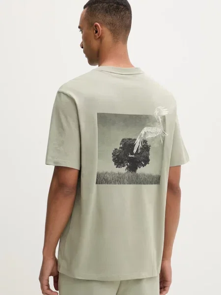 T-shirt o kroju relaxed fit z nadrukiem z tyłu Hugo zielona