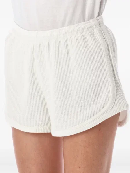 Pantaloni scurți Nike din fleece alb