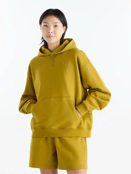 Свитер New Balance желтый