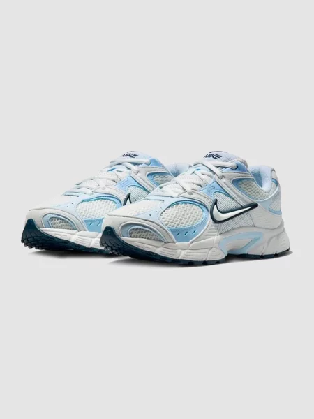Повседневные кроссовки Nike белые