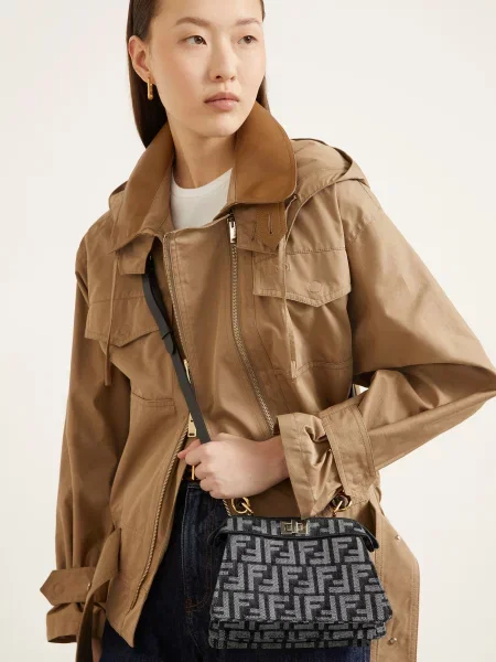 Fendi Kabelka Peekaboo Iseeu černá bílá