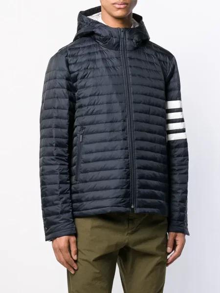 Pruhovaná zateplená bunda Thom Browne modrá