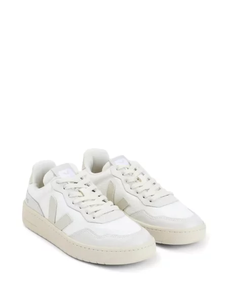 Sneakerși Veja alb