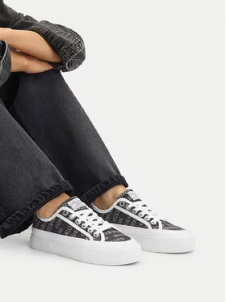 Tenisky Guess Jeans čierna