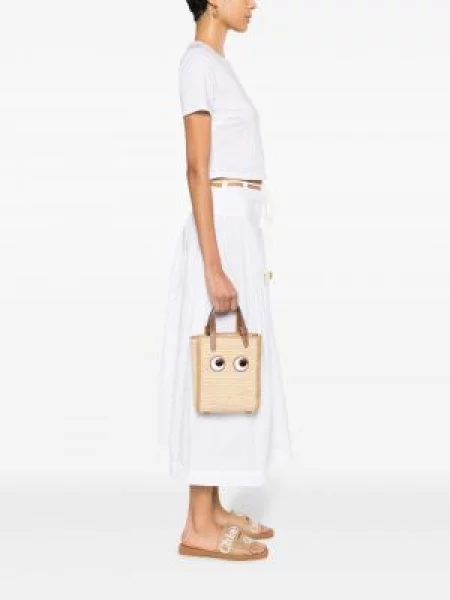 Siuvinėta rankinė Anya Hindmarch