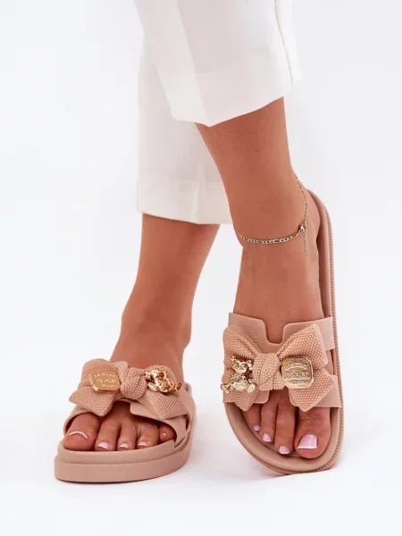 Брошка Boto с панделка черно