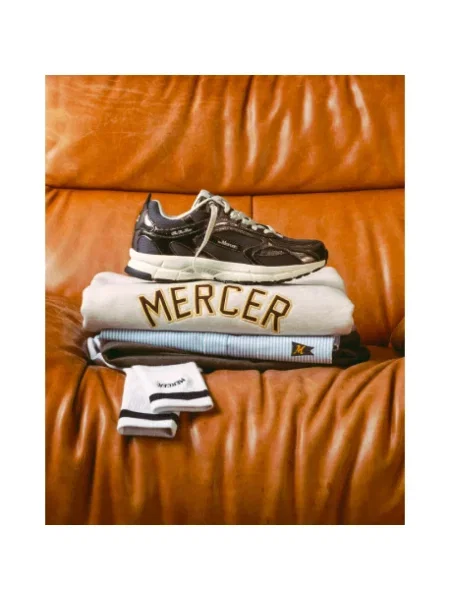 Buty do biegania Mercer Amsterdam skórzane do biegania szare