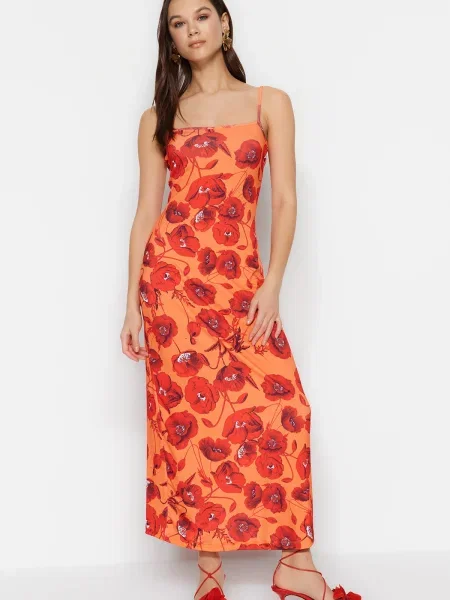 Dzianinowa kołnierzykowy sukienka maxi Trendyol pomarańczowa