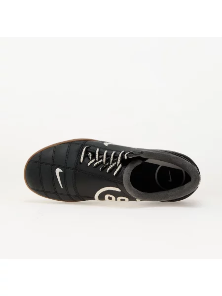 Сникърси Nike W Black/ Coconut Milk-Gum Dark Brown EUR черно