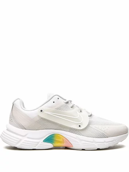 Top Nike