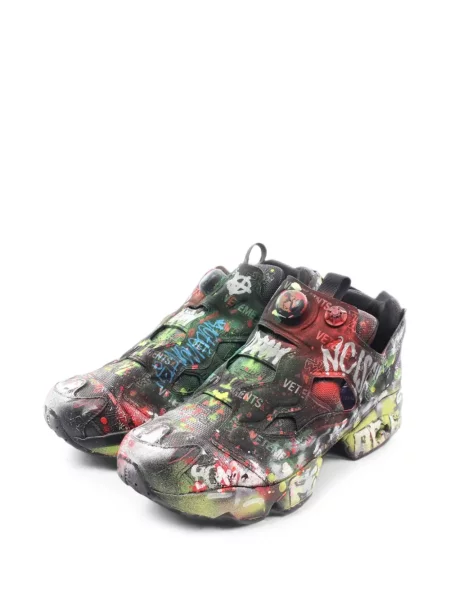 Sneakerși Vetements negru