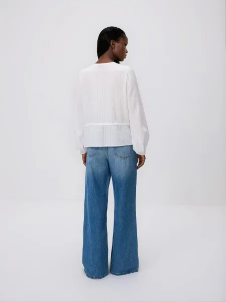 Reserved топ білий