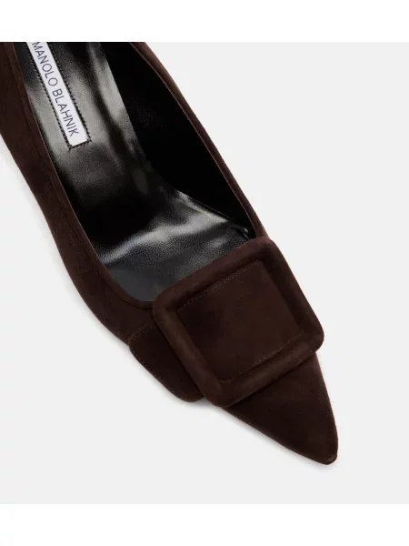 Pantofi cu toc Manolo Blahnik din piele de căprioară maro