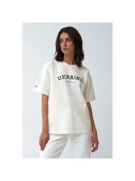 Футболка Ukraine молочна Estro біла