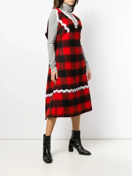 Rochie Calvin Klein în carouri de costum negru