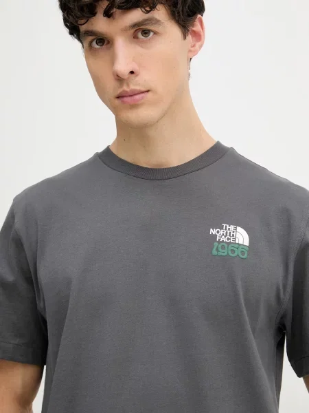 Футболка The North Face
